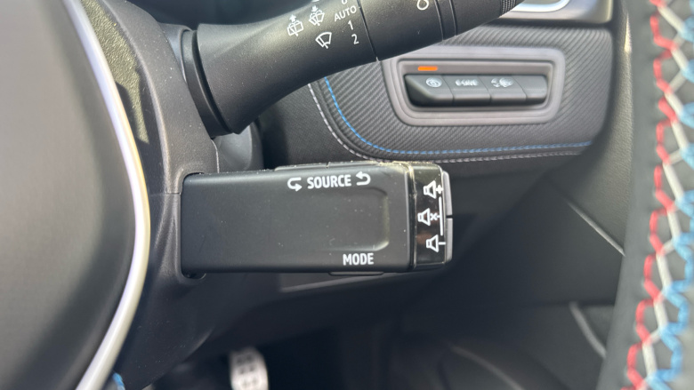 Renault Captur 1.8 E-Tech Full Hybrid 160 Esprit Alpine 5dr Auto Hybrid Hatchback